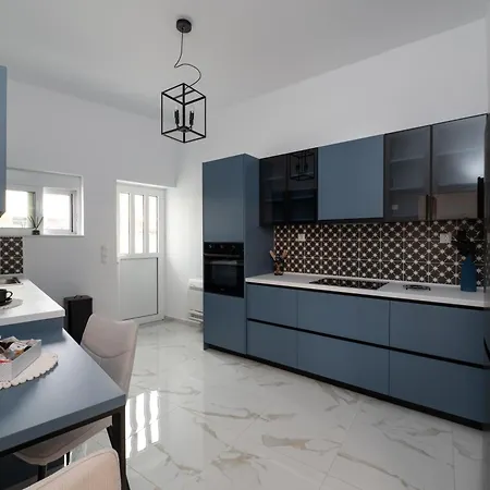 Demi's House Apartment