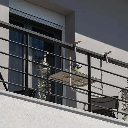 Demi's House Apartment